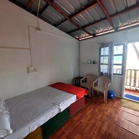Om D S Cafe 51 & Beach Stay Gokarna  Exterior foto