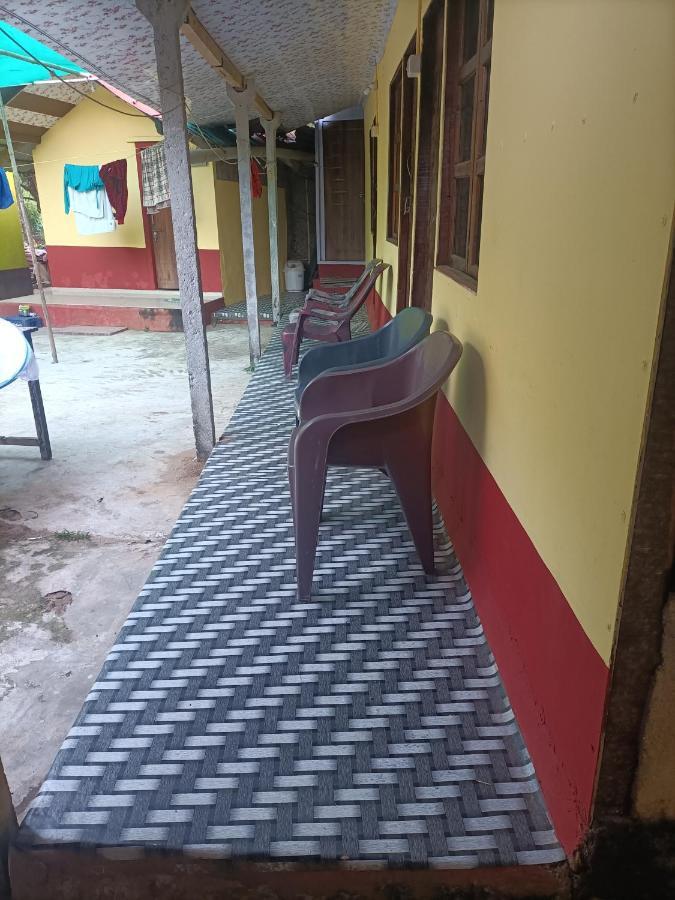 Om D S Cafe 51 & Beach Stay Gokarna  Exterior foto