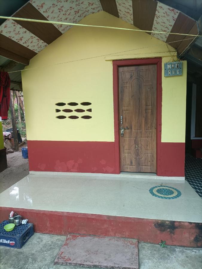 Om D S Cafe 51 & Beach Stay Gokarna  Exterior foto
