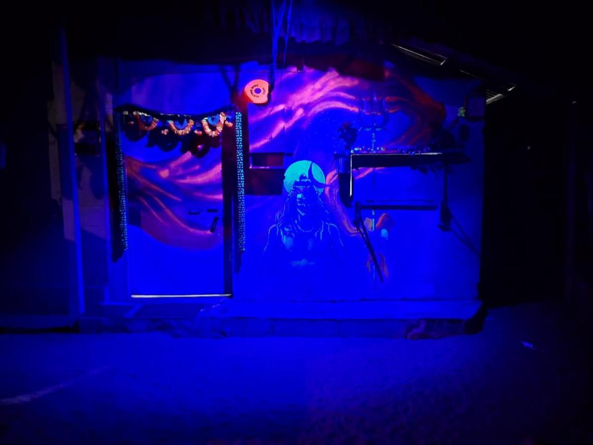 Om D S Cafe 51 & Beach Stay Gokarna  Exterior foto