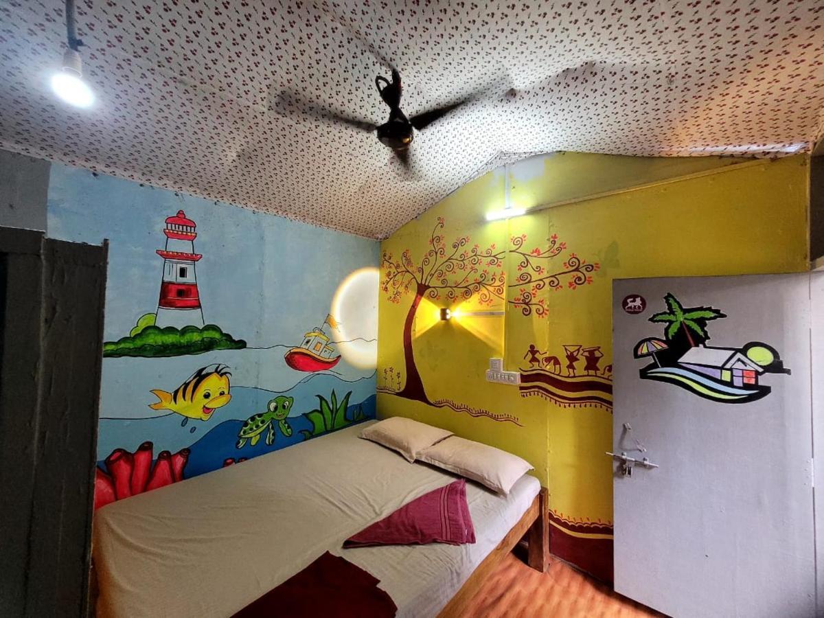 Om D S Cafe 51 & Beach Stay Gokarna  Exterior foto